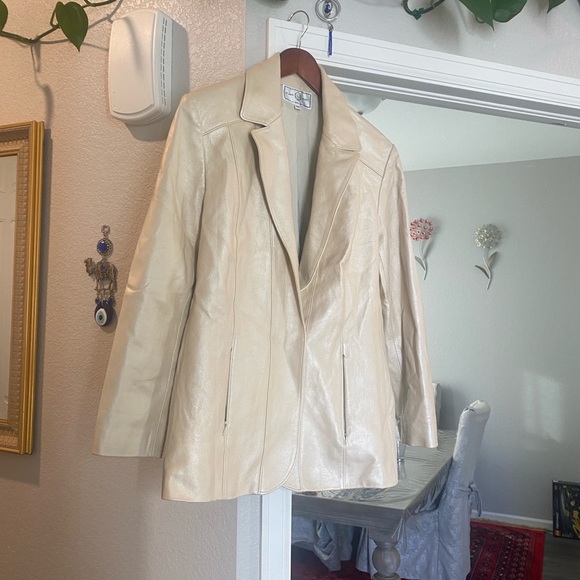 St. John Cream leather jacket - Picture 7 of 15